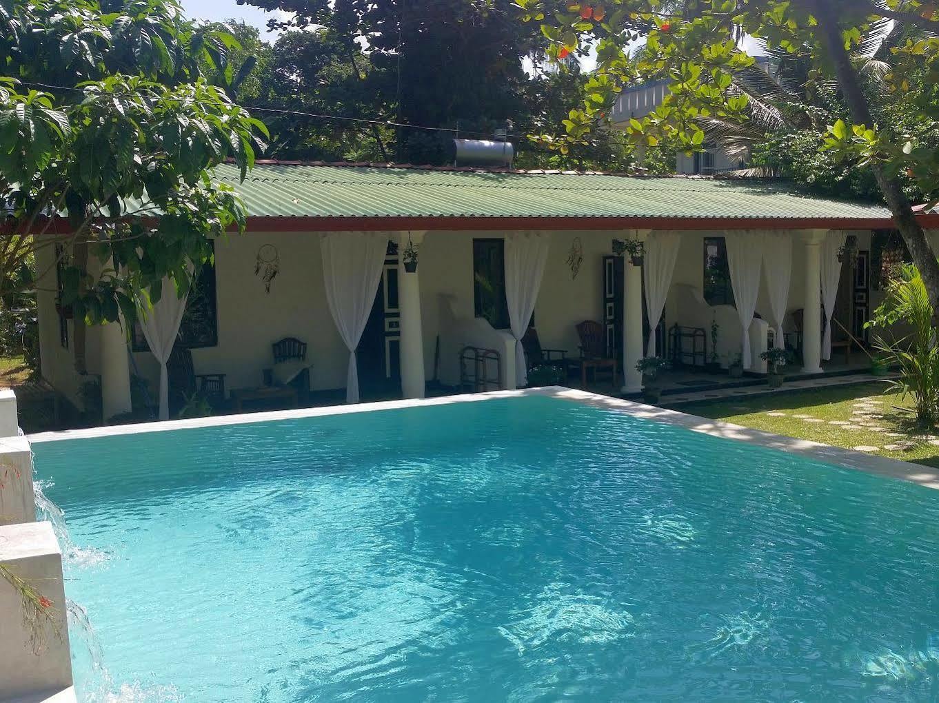 Nature Villa (Adults Only) Unawatuna Bagian luar foto