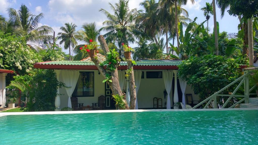 Nature Villa (Adults Only) Unawatuna Bagian luar foto